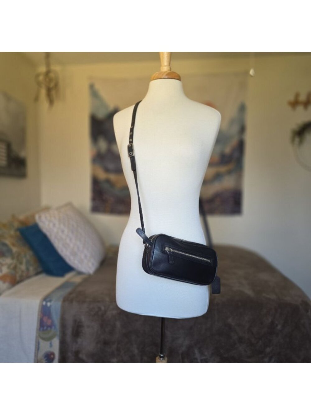 Vintage Y2K Coach 9589 Black Leather Legacy West Mini Camera Crossbody Bag - Picture 6 of 16